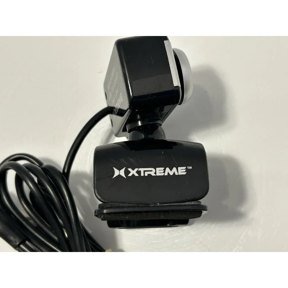 Xtreme Tech Clip-On Webcam with Built-in Microphone - Black